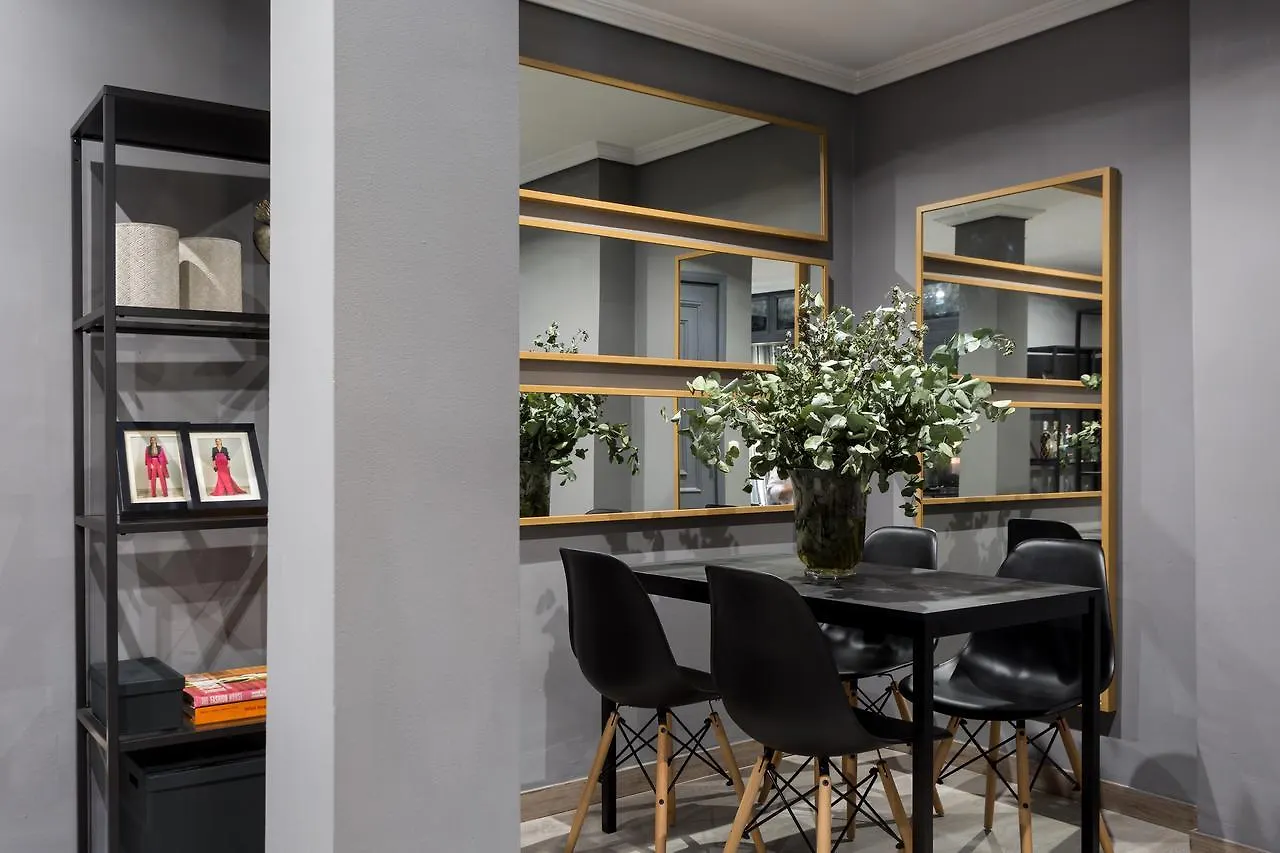 Holi-Rent Gran Poder Seville